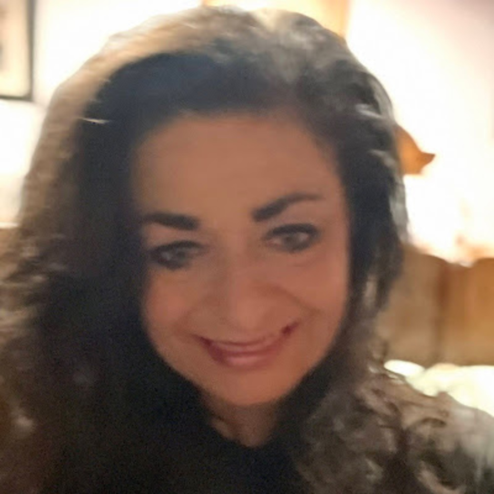 Meet your Posher, Felisa
